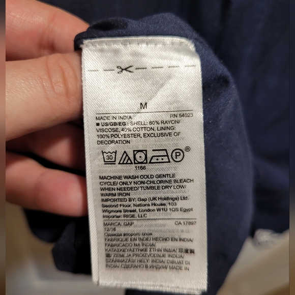 Gap navy blue tunic with white embroidery. US Medium. - Picture 7 of 8